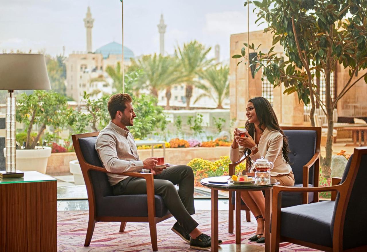 ホテル グランド ハイヤット アンマン エクステリア 写真 The Terrace Lounge