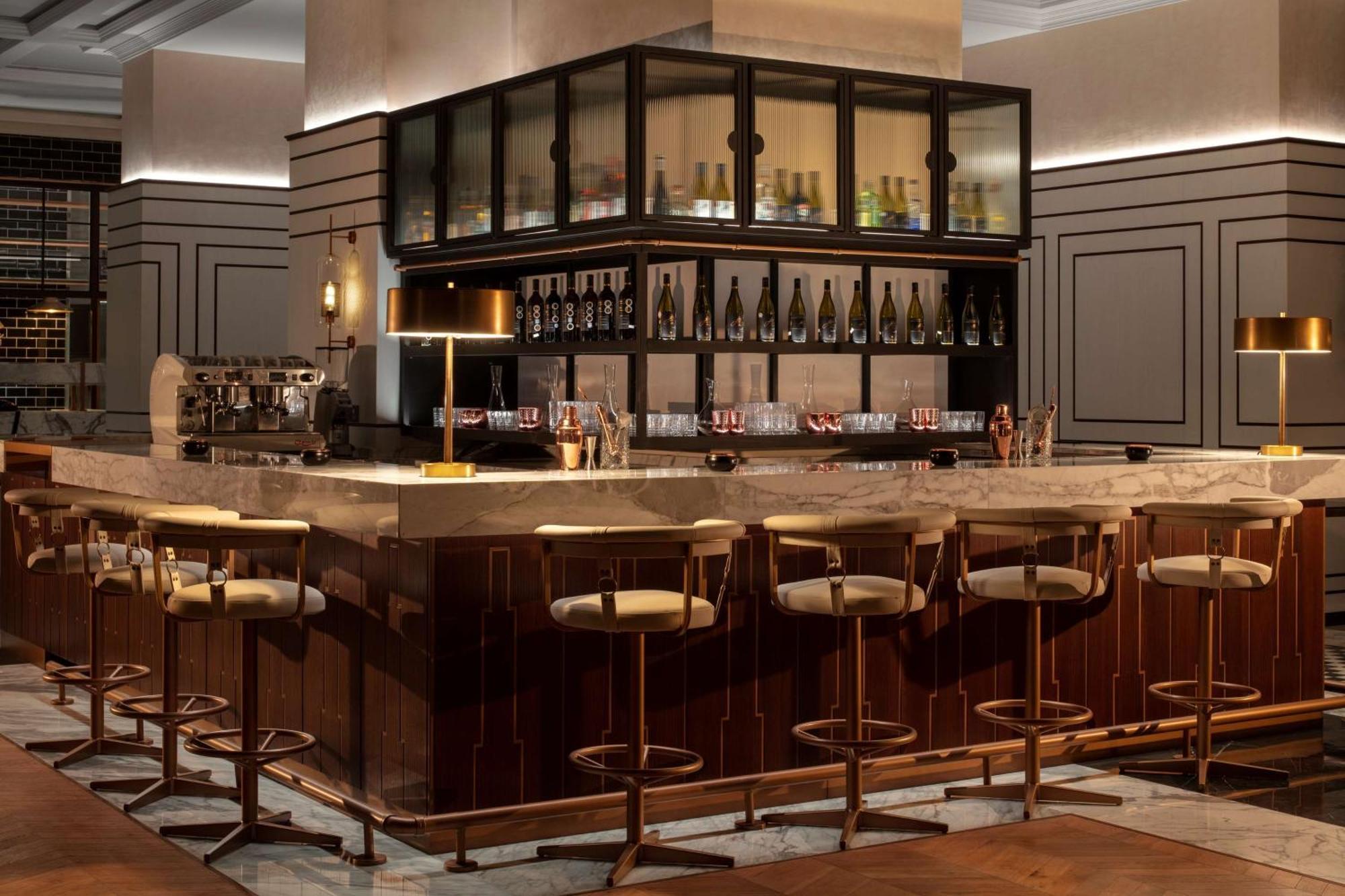 ホテル グランド ハイヤット アンマン エクステリア 写真 The bar at the Concourse